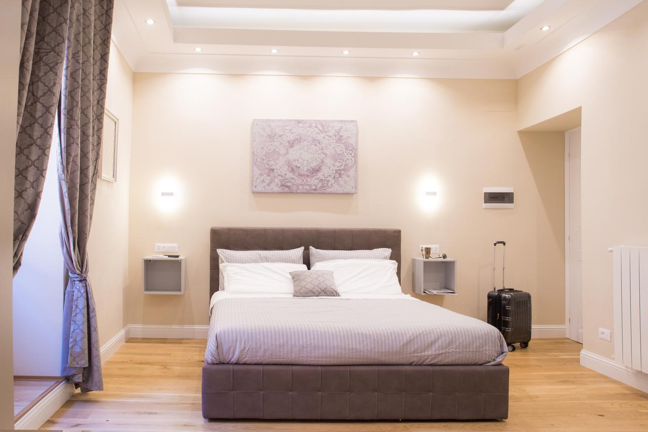 Nazionale Palace Suites Рим Экстерьер фото